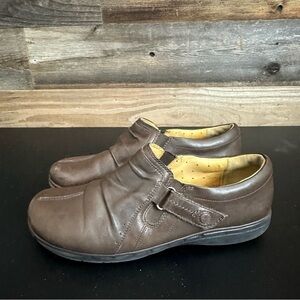 Clarks Unstructured Slip On Loafers Shoes Women’s 9M Brown Leather Casual Shoes